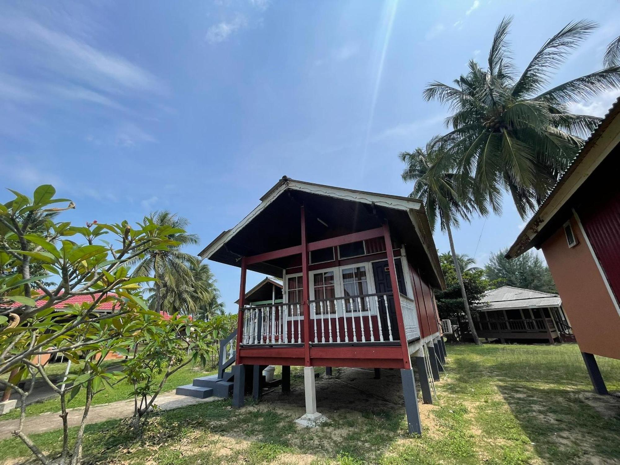 Pcb Beach Resort Kota Bharu Eksteriør bilde